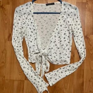 Brandy Melville Floral top